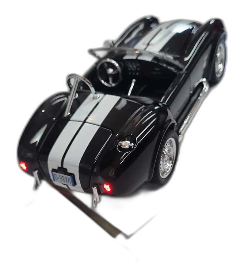 Réplica Cobra Preta 1:24